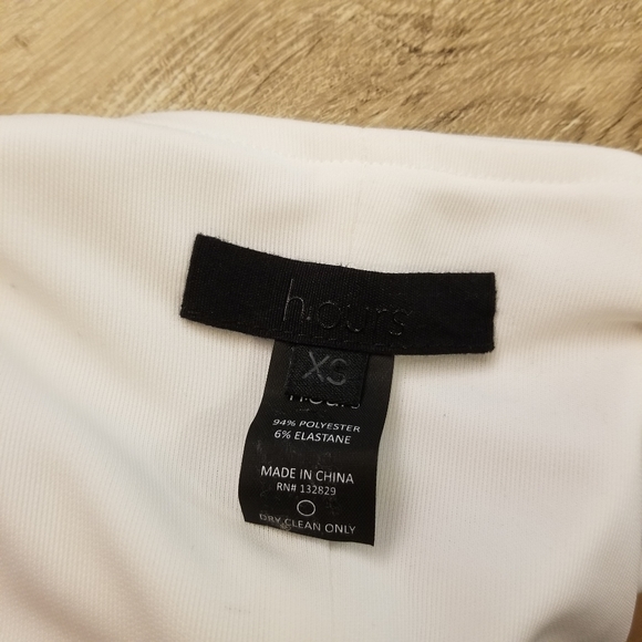 BRAND NEW (NWOT) h:ours Bee Bodysuit in Ivory - Picture 9 of 13